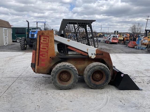 Image of Bobcat 853H equipment image 4