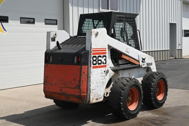 Image of Bobcat 863 equipment image 2