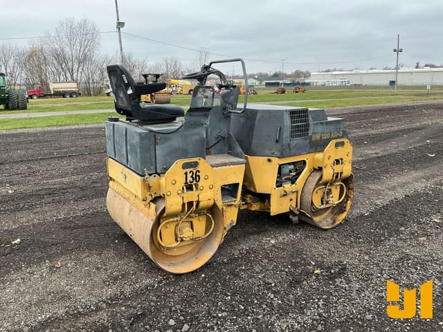 Image of Bomag BW120AD-3 equipment image 4