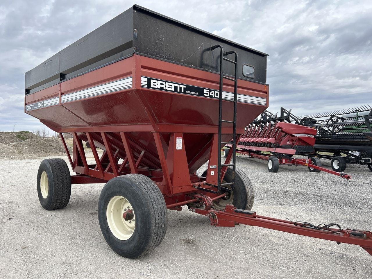 1996 Brent 540 Equipment Image0