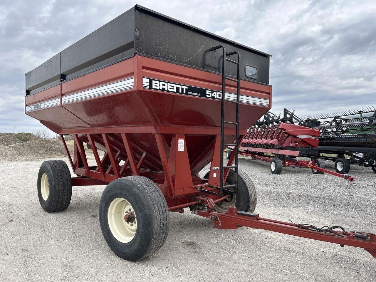 1996 Brent 540 Equipment Image0