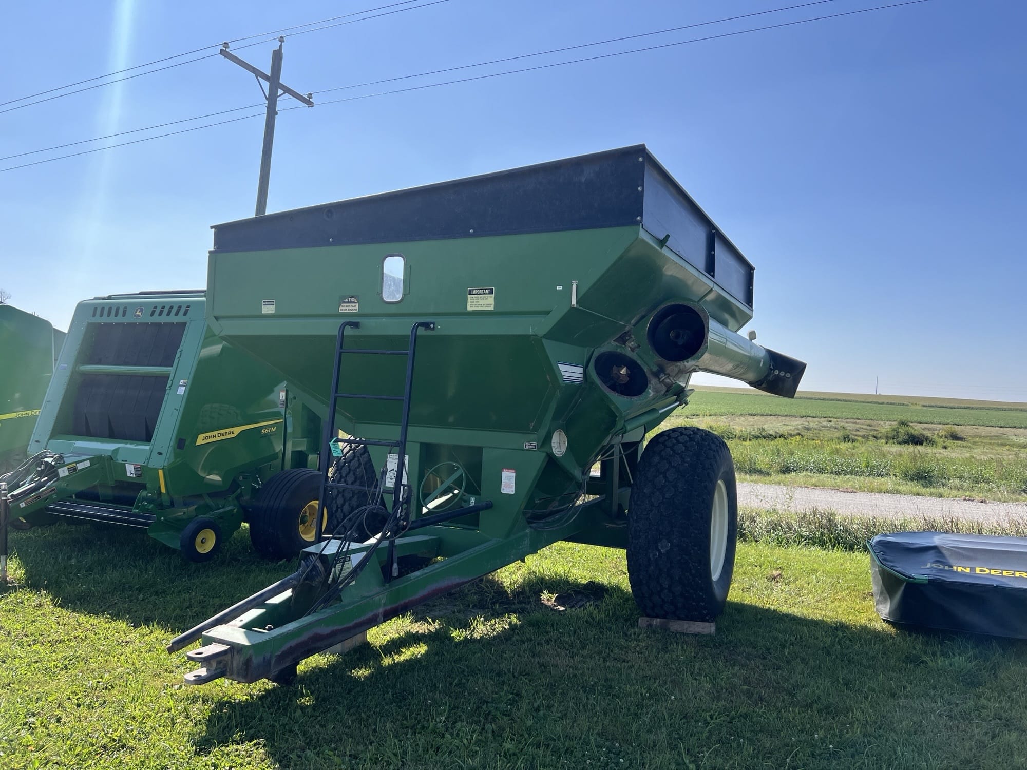 1996 Brent 674 Equipment Image0