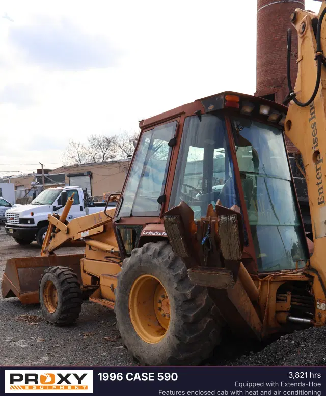 Image of Case 590 equipment image 3
