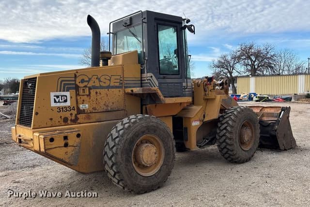 Image of Case 621B equipment image 4