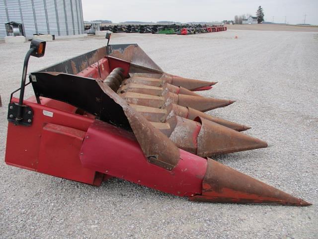 Image of Case IH 1063 equipment image 3