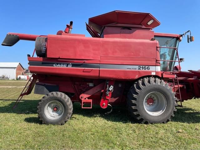 Image of Case IH 2166 equipment image 3