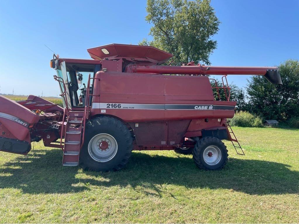 Image of Case IH 2166 Primary image