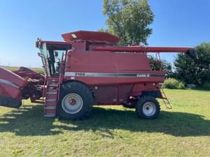 1996 Case IH 2166 Image