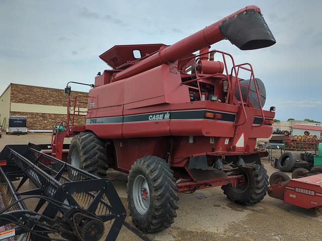 Image of Case IH 2166 equipment image 2