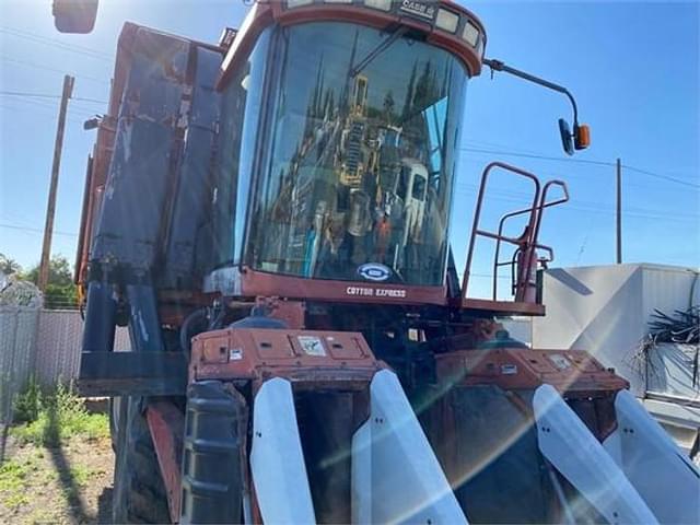 Image of Case IH 2555 equipment image 2