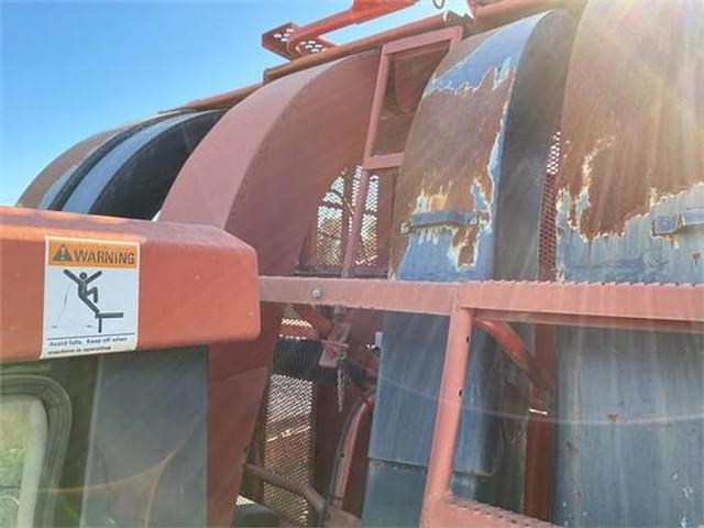 Image of Case IH 2555 equipment image 4