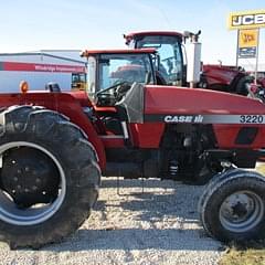 Image of Case IH 3220 Primary image