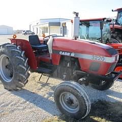 Image of Case IH 3220 equipment image 2