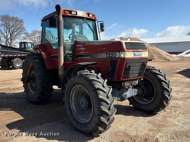 Image of Case IH 7220 equipment image 2