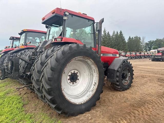 Image of Case IH 7220 equipment image 3