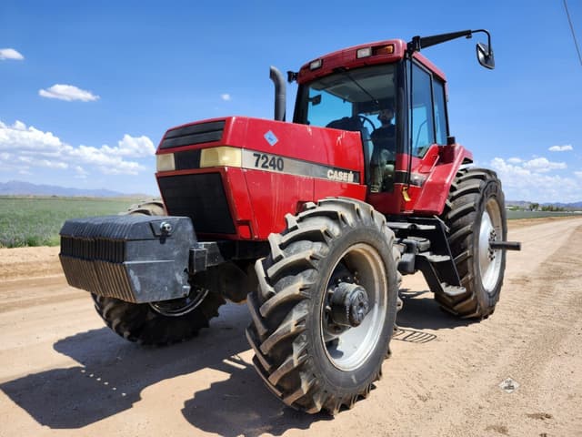 Image of Case IH 7240 equipment image 1