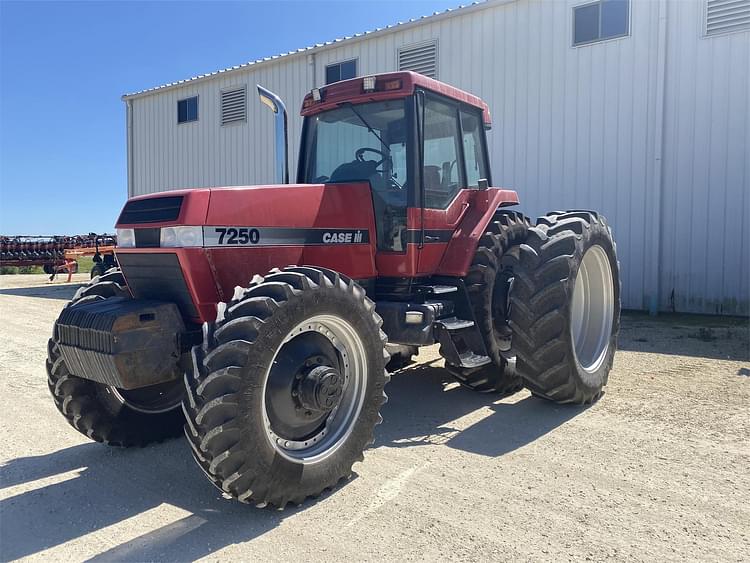 CASE IH 7250 175 HP to 299 HP Tractors For Sale