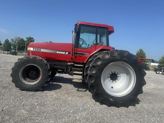 Image of Case IH 7250 equipment image 2
