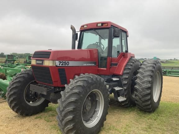 Image of Case IH 7250 equipment image 2