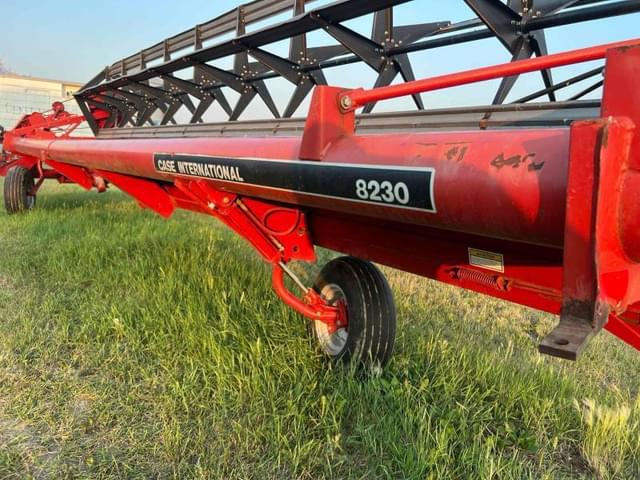 Image of Case IH 8230 equipment image 4