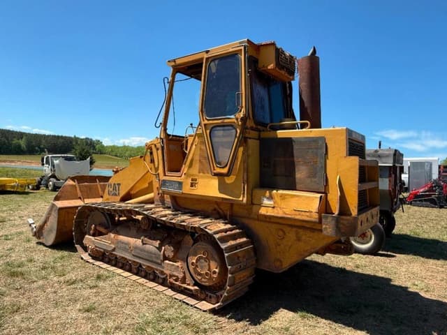Image of Caterpillar 953B equipment image 4