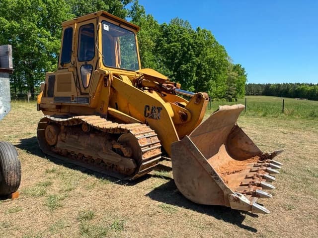 Image of Caterpillar 953B equipment image 1