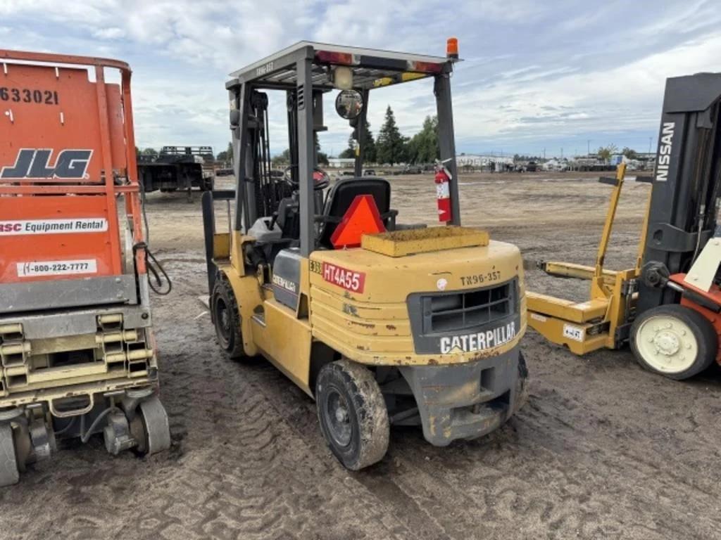 Image of Caterpillar DP30 Image 1