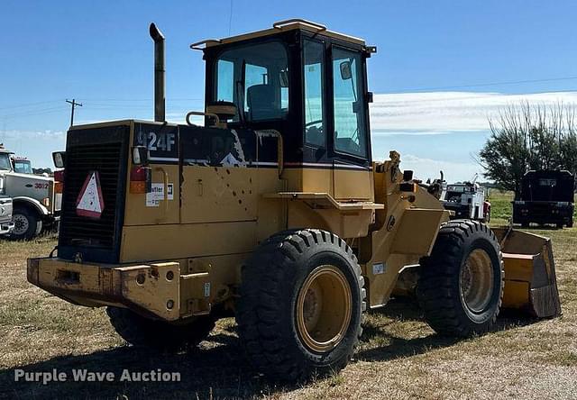 Image of Caterpillar 924F equipment image 4