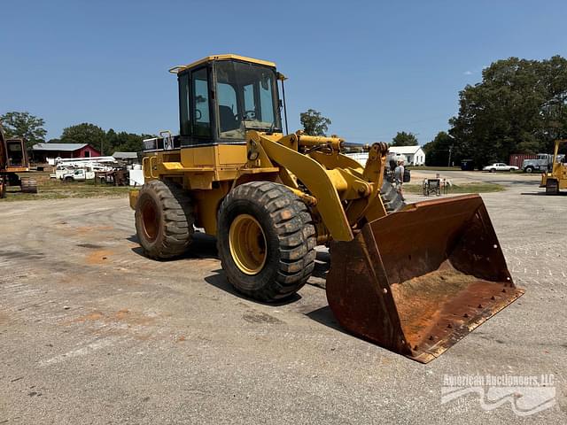 Image of Caterpillar 928F equipment image 2