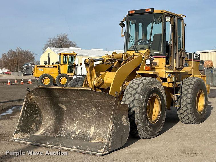 Image of Caterpillar 928F Primary image