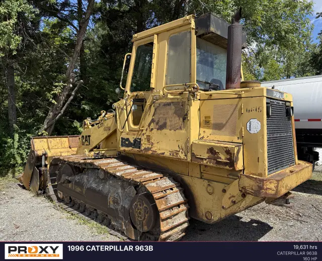 Image of Caterpillar 963B equipment image 3