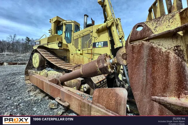 Image of Caterpillar D11N equipment image 3