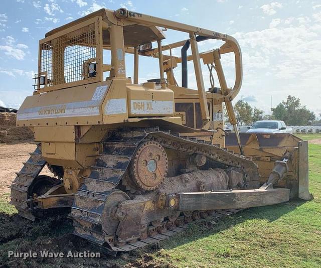 Image of Caterpillar D6HXL equipment image 4