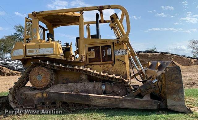 Image of Caterpillar D6HXL equipment image 3