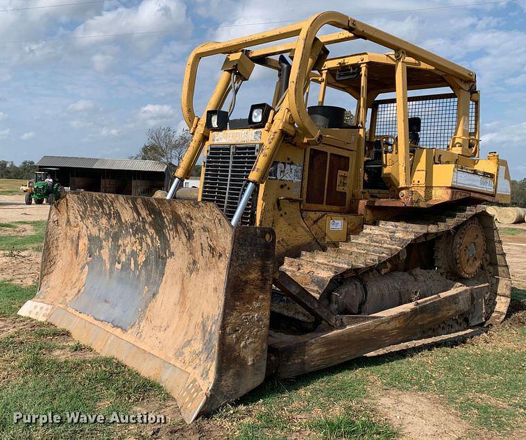 Image of Caterpillar D6HXL Primary image