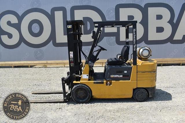 Image of Caterpillar GC30 equipment image 3