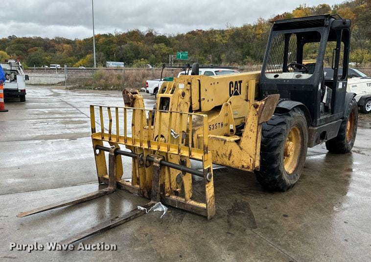 Main image Caterpillar TH83