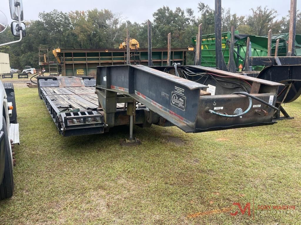 1996 Challenger RG35 Equipment Image0