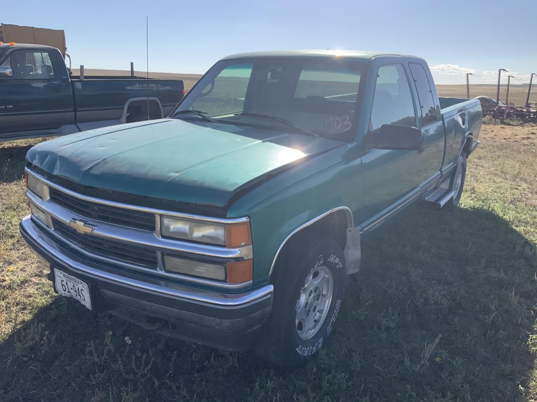 Image of Chevrolet 1500 Primary image