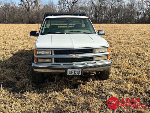 Image of Chevrolet 1500 equipment image 2