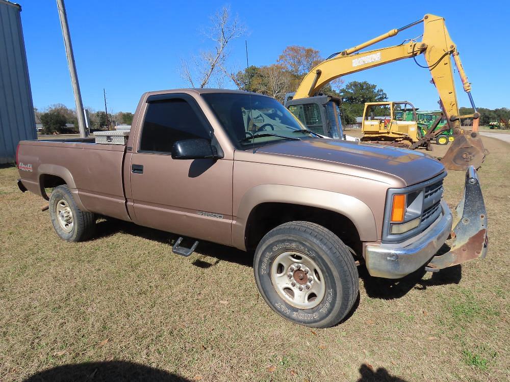 Image of Chevrolet 2500 Primary image