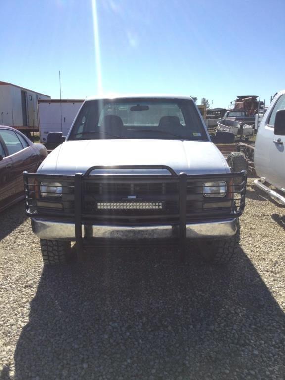 Image of Chevrolet 2500 equipment image 1