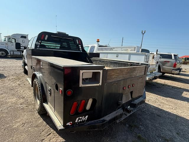 Image of Chevrolet 3500 equipment image 4