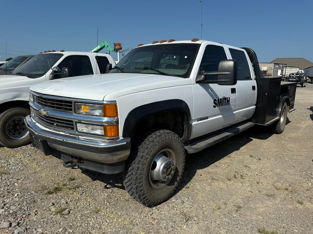 Image of Chevrolet 3500 Primary image