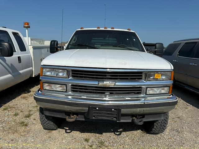 Image of Chevrolet 3500 equipment image 1