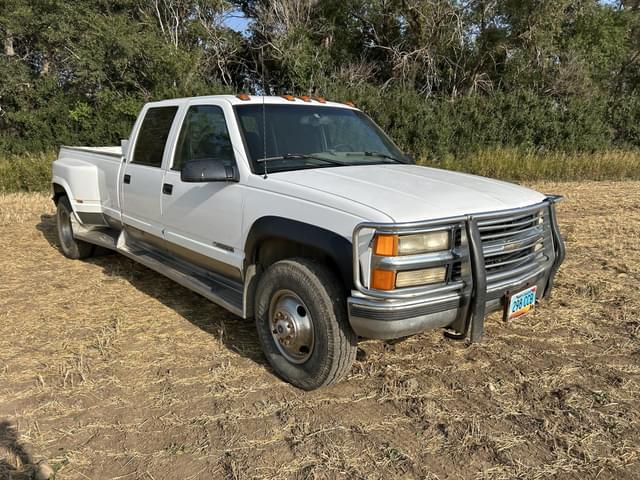 Image of Chevrolet 3500 equipment image 3