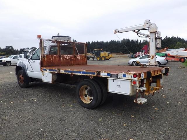 Image of Chevrolet 3500HD equipment image 4