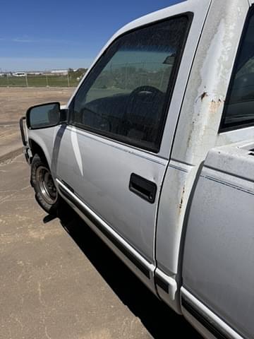 Image of Chevrolet C1500 equipment image 4
