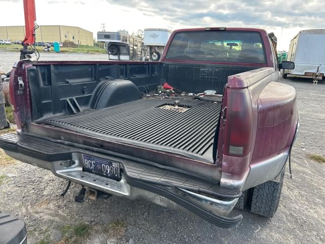 Image of Chevrolet C3500 equipment image 4