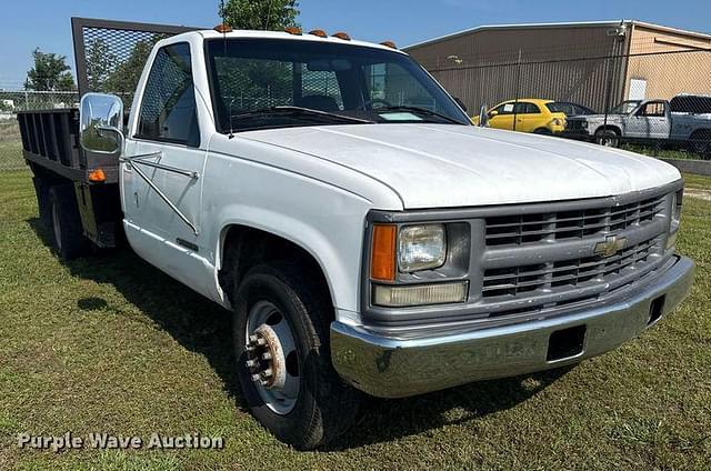 Image of Chevrolet C3500 equipment image 2